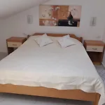 Studio Apartman Nega 2